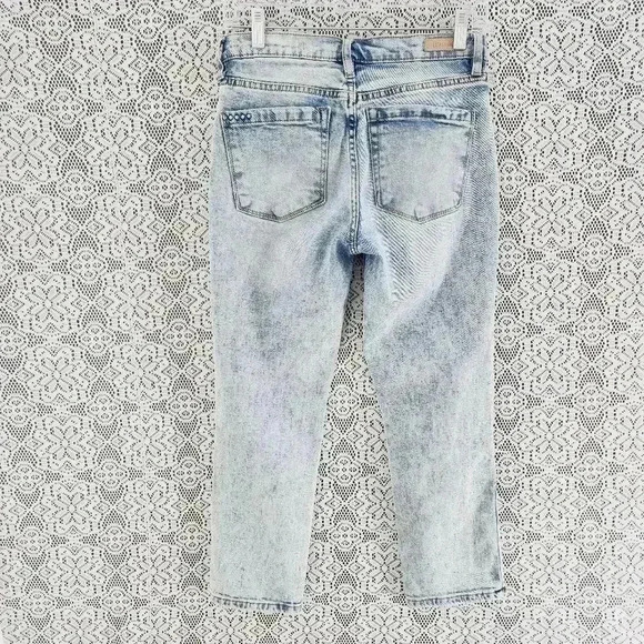 Blank NYC Button Fly Distressed Crop Women's Jeans Light wash 25 - Picture 2 of 9